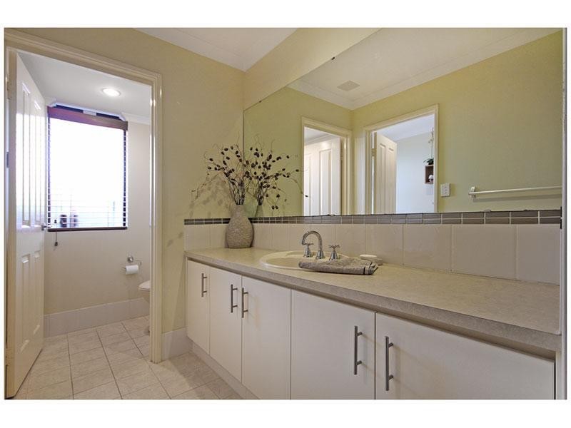 8 Anfield Crescent, Aveley WA 6069