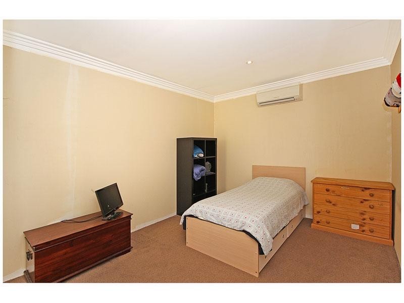 5 Auberge Lane, The Vines WA 6069