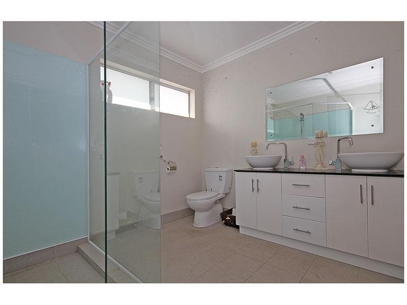 5 Auberge Lane, The Vines WA 6069