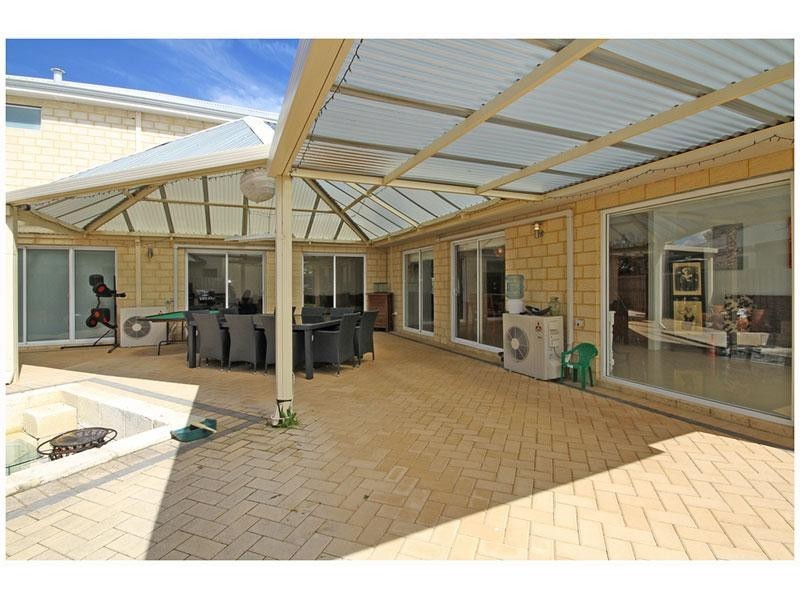 5 Auberge Lane, The Vines WA 6069