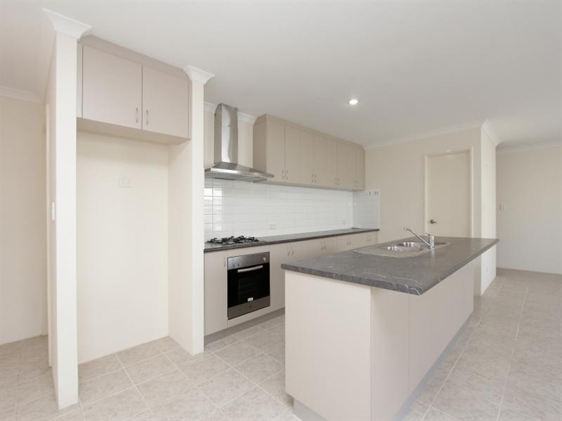 7 Pierre Bend, Ellenbrook WA 6069