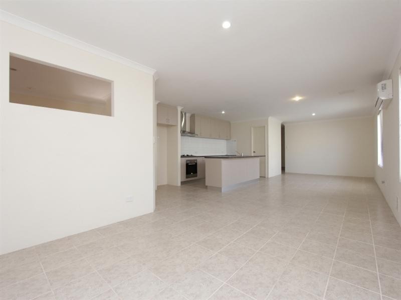 7 Pierre Bend, Ellenbrook WA 6069