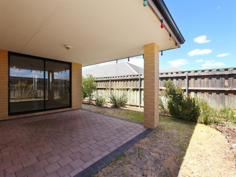 7 Pierre Bend, Ellenbrook WA 6069