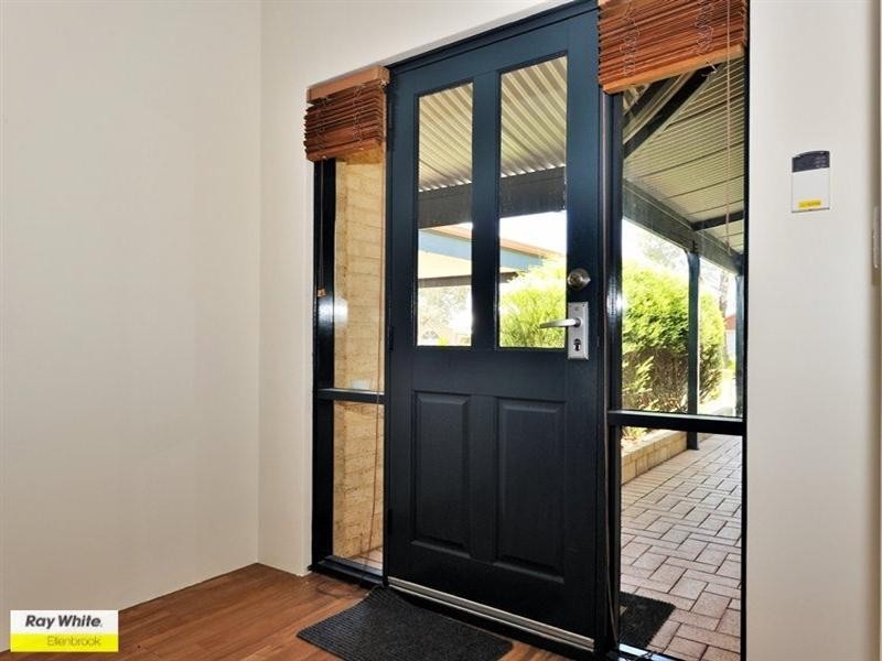 15 Karbar Pass, Ellenbrook WA 6069