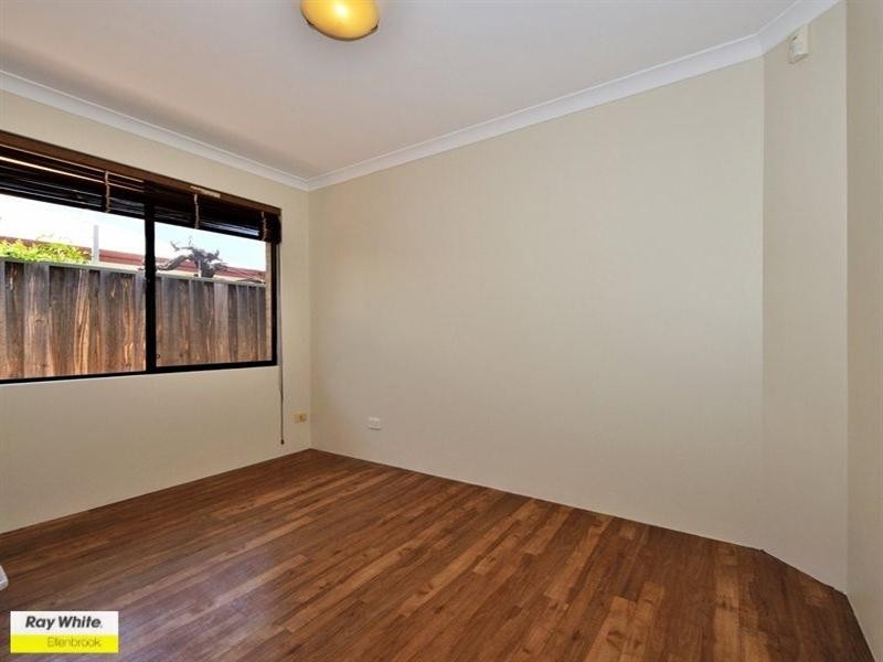 15 Karbar Pass, Ellenbrook WA 6069