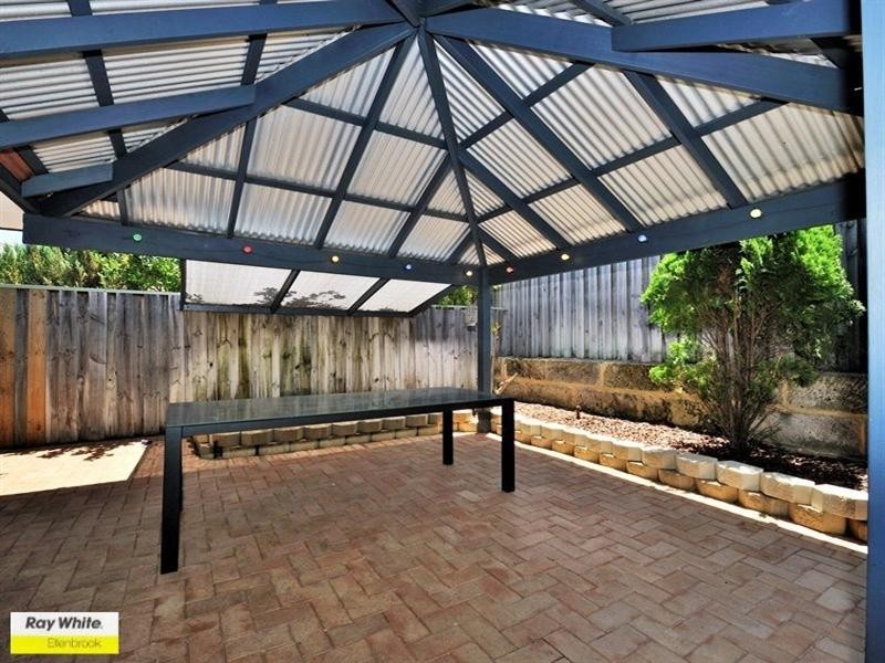 15 Karbar Pass, Ellenbrook WA 6069