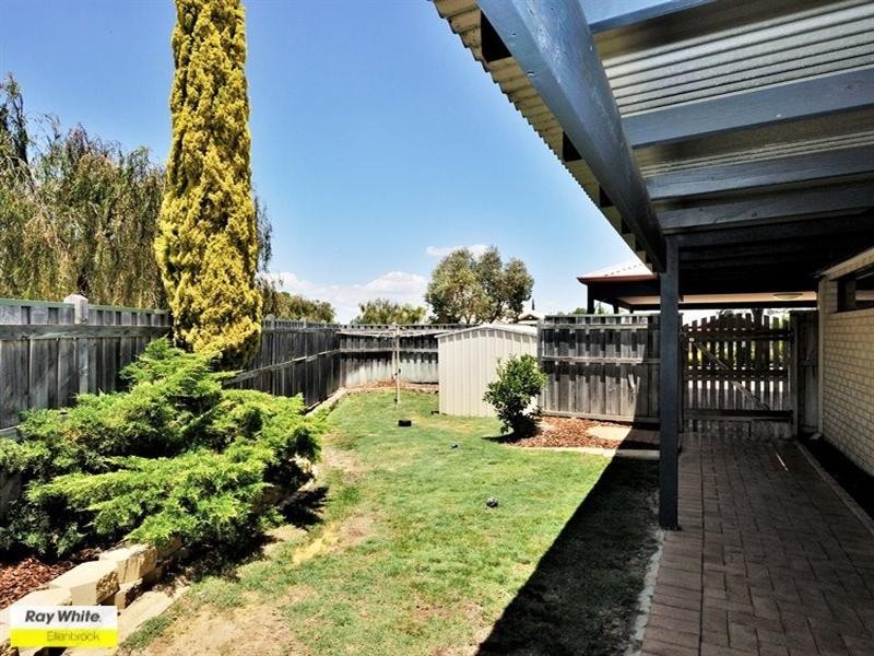 15 Karbar Pass, Ellenbrook WA 6069