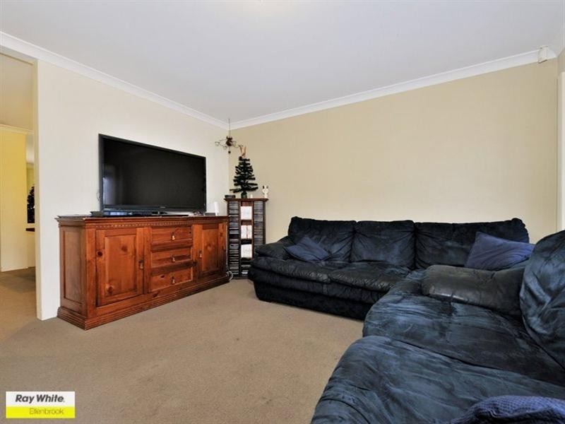 12 Ardmore Parade, Ellenbrook WA 6069