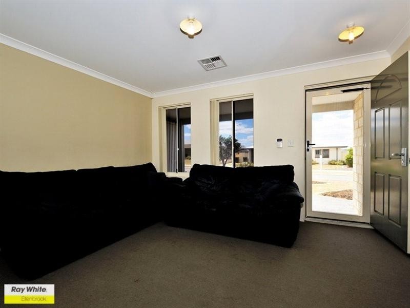 12 Ardmore Parade, Ellenbrook WA 6069