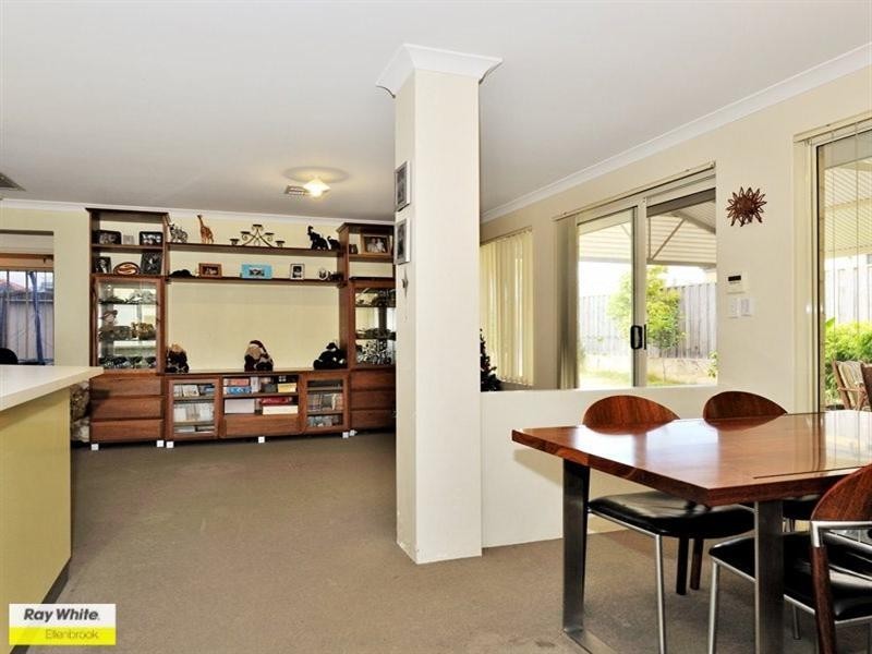 12 Ardmore Parade, Ellenbrook WA 6069