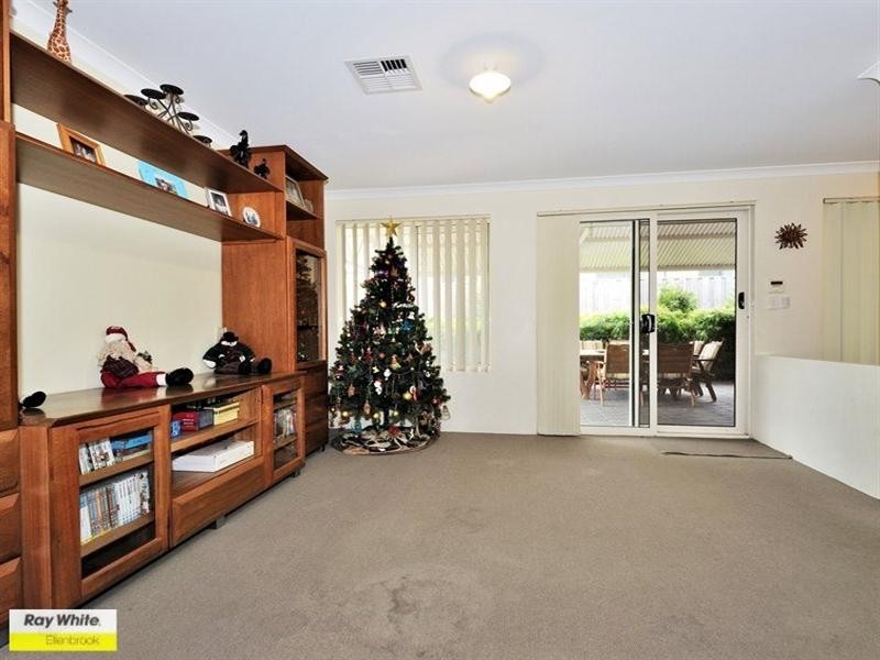 12 Ardmore Parade, Ellenbrook WA 6069