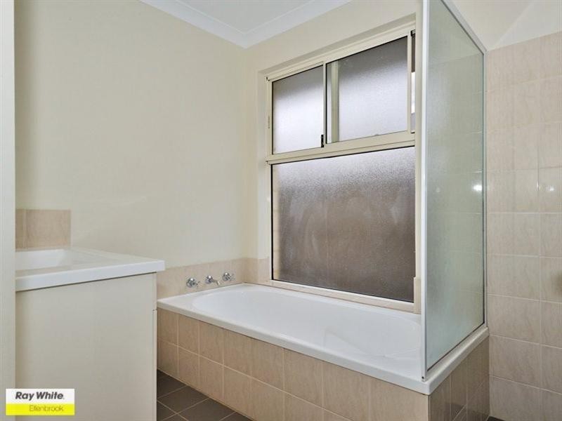 12 Ardmore Parade, Ellenbrook WA 6069