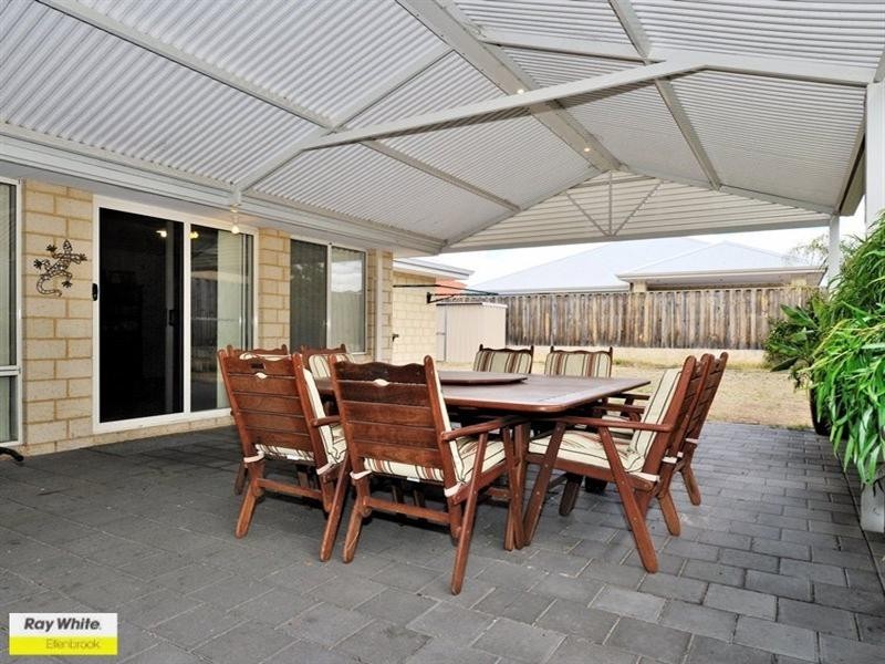 12 Ardmore Parade, Ellenbrook WA 6069