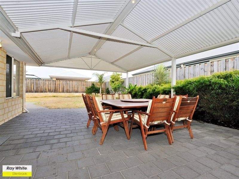 12 Ardmore Parade, Ellenbrook WA 6069