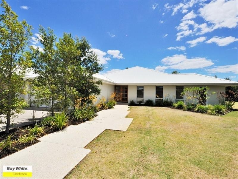 10 Banchory Way, The Vines WA 6069