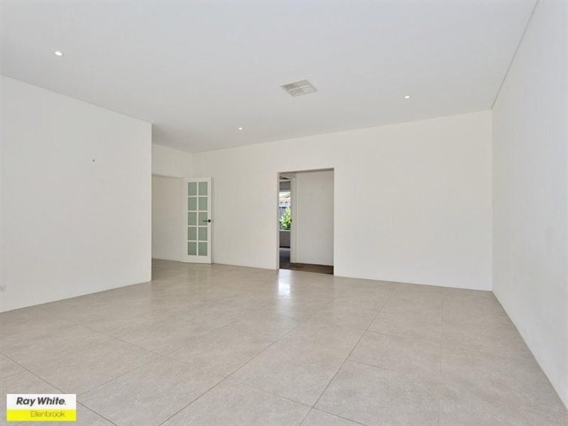 10 Banchory Way, The Vines WA 6069