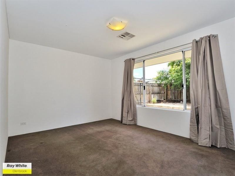 10 Banchory Way, The Vines WA 6069