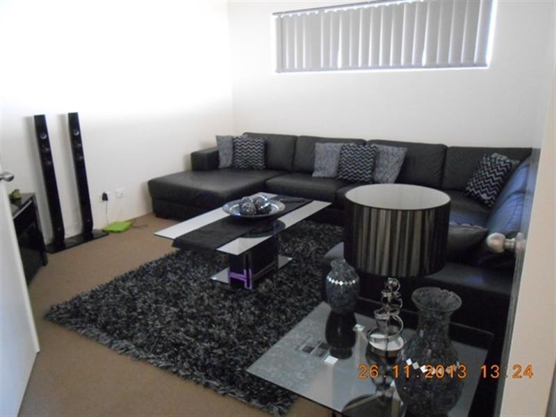 16 Brigalow Bend, Ellenbrook WA 6069