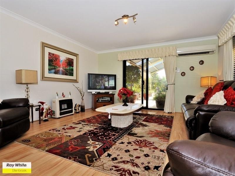 21 Lissadell Terrace, Ellenbrook WA 6069