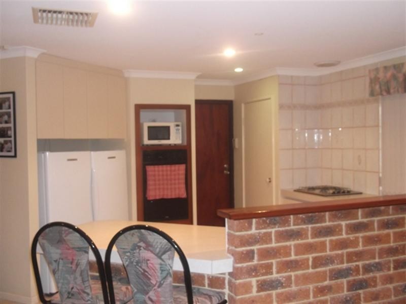 5 Bollinger Close, The Vines WA 6069