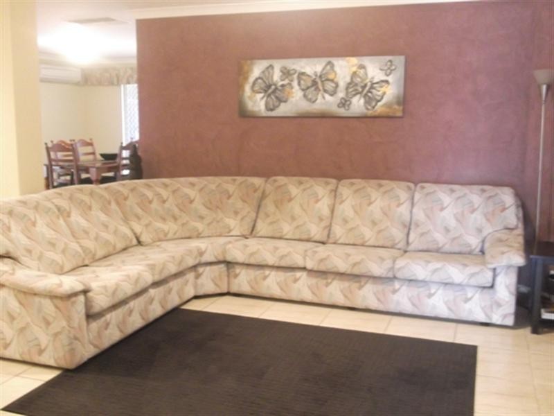 5 Bollinger Close, The Vines WA 6069