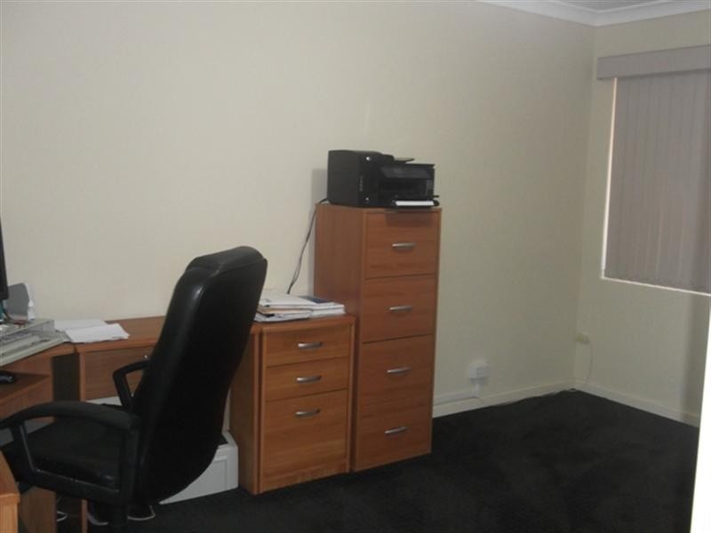 5 Bollinger Close, The Vines WA 6069