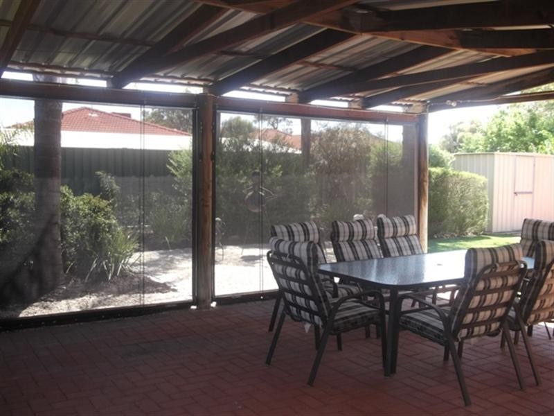 5 Bollinger Close, The Vines WA 6069