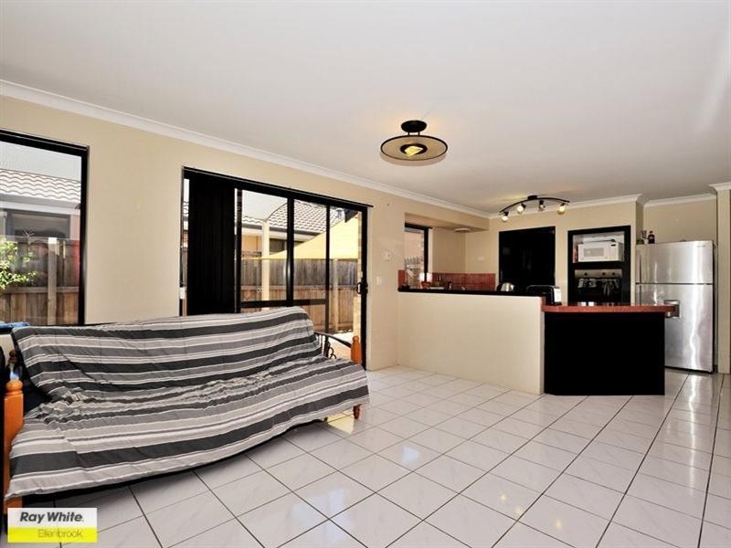 15 Mirimas Court, Ellenbrook WA 6069