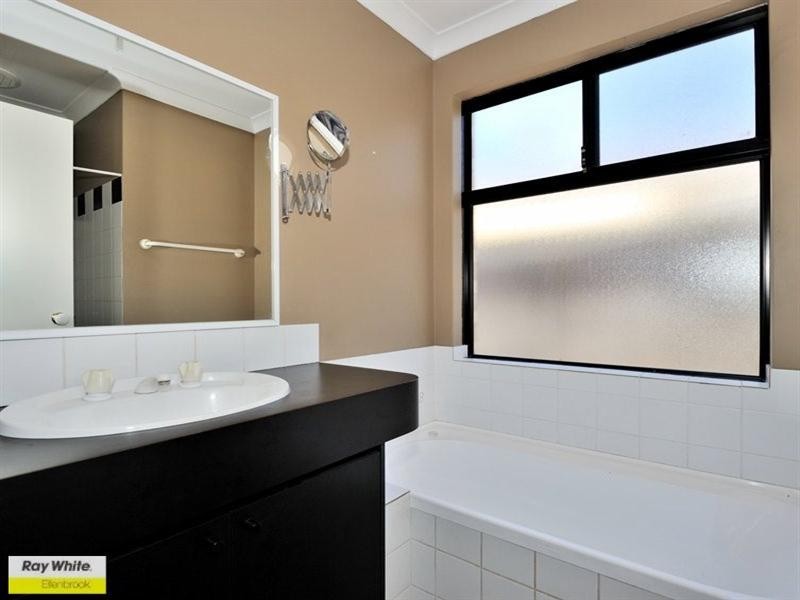 15 Mirimas Court, Ellenbrook WA 6069