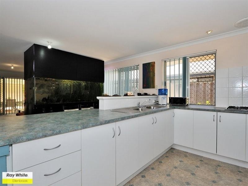 6 Nallan Lane, Ellenbrook WA 6069