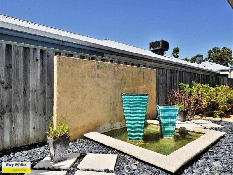 6 Nallan Lane, Ellenbrook WA 6069