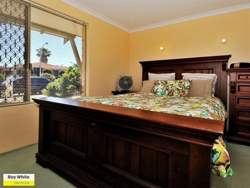 22 Bronzewing Avenue, Ellenbrook WA 6069