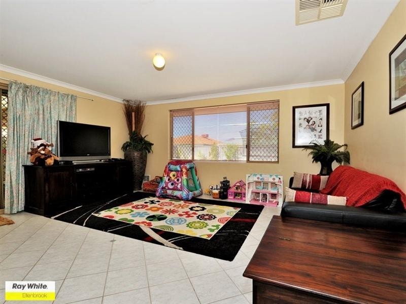 22 Bronzewing Avenue, Ellenbrook WA 6069