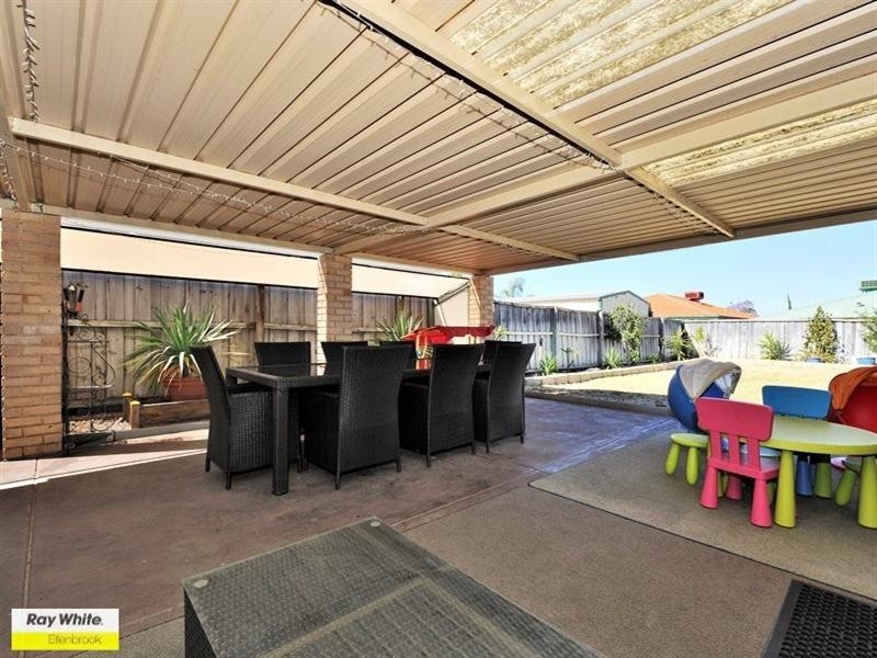 22 Bronzewing Avenue, Ellenbrook WA 6069