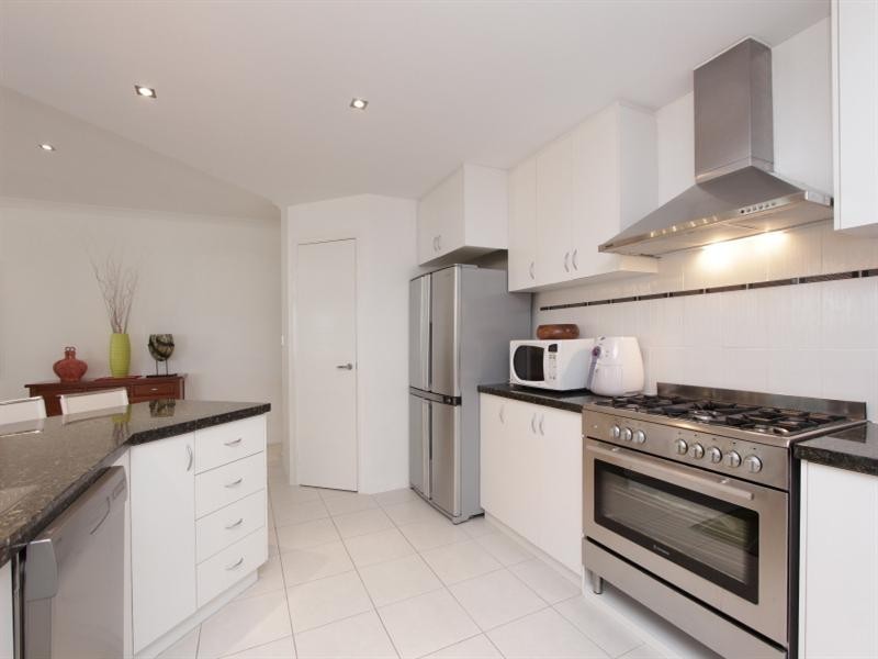 70 Westgrove Drive, Ellenbrook WA 6069