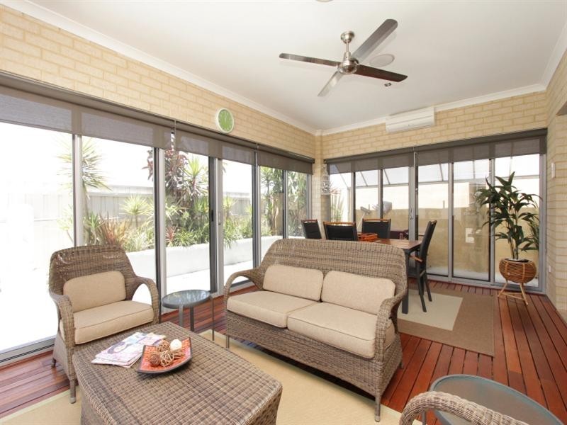 70 Westgrove Drive, Ellenbrook WA 6069