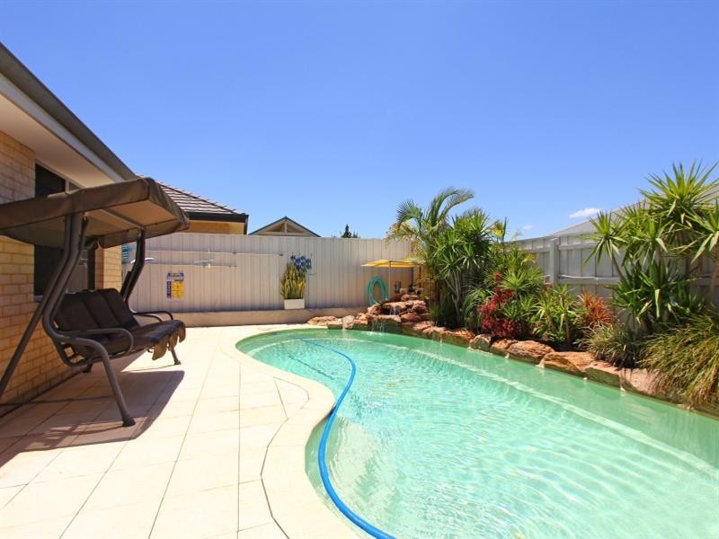70 Westgrove Drive, Ellenbrook WA 6069