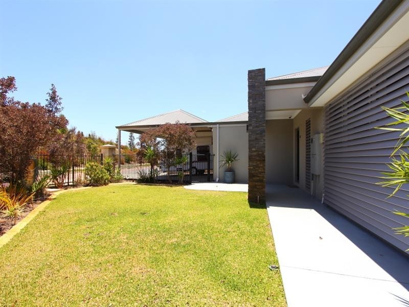 70 Westgrove Drive, Ellenbrook WA 6069
