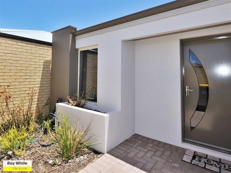 5 Goomally Turn, Ellenbrook WA 6069