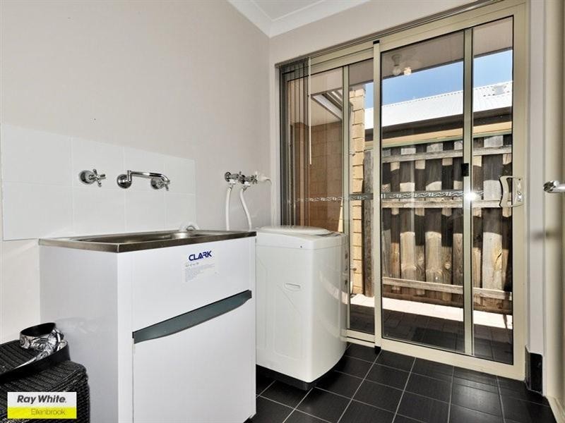 5 Goomally Turn, Ellenbrook WA 6069