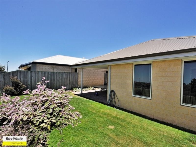 5 Goomally Turn, Ellenbrook WA 6069