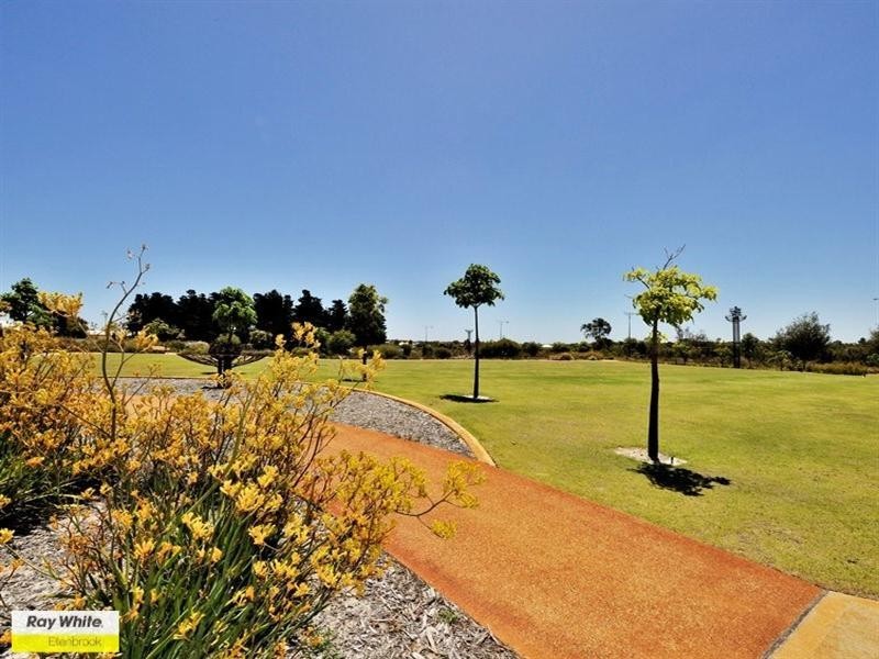 5 Goomally Turn, Ellenbrook WA 6069