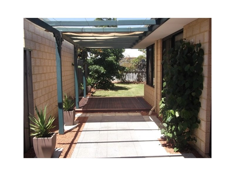 62 Thundelarra Avenue, Ellenbrook WA 6069