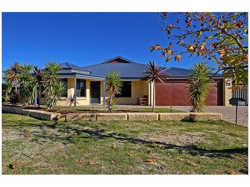 23 Cowra Turn, Aveley WA 6069
