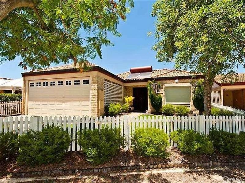 4 Solanum Court, Ellenbrook WA 6069
