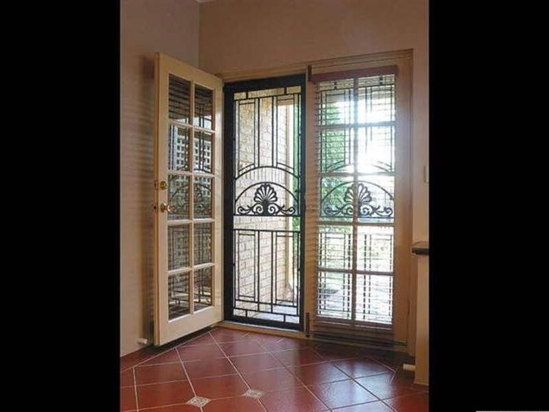 4 Solanum Court, Ellenbrook WA 6069