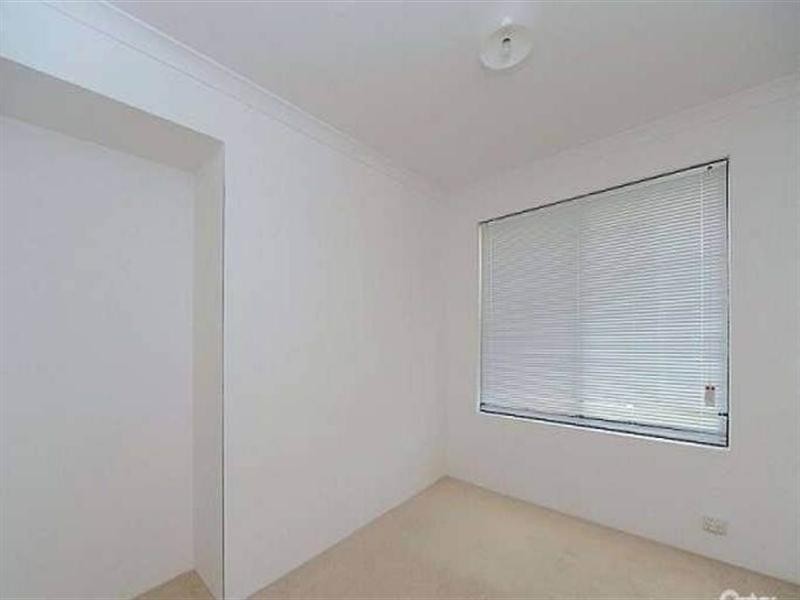 60 Brixton Crescent, Ellenbrook WA 6069