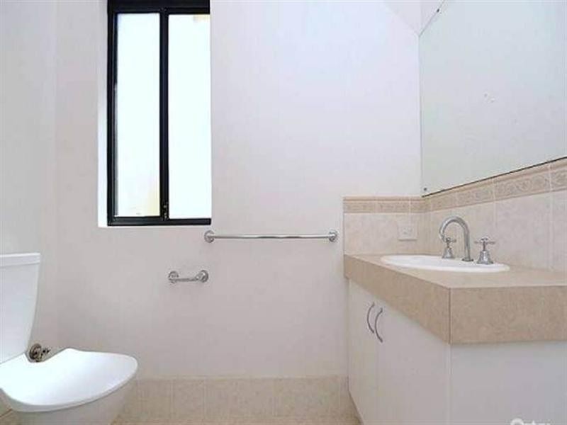 60 Brixton Crescent, Ellenbrook WA 6069