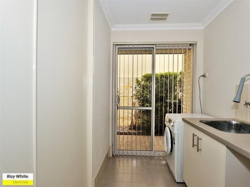 20 Otunic Way, Madeley WA 6065