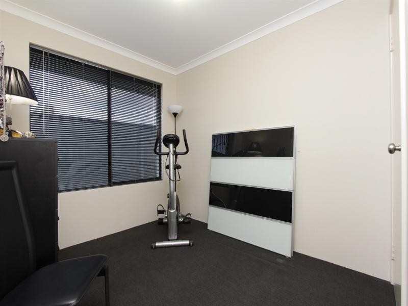 11 Jervis Drive, Ellenbrook WA 6069